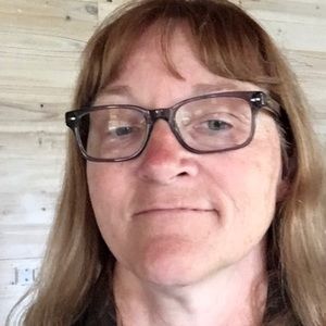 Meet your Posher, Suzanne